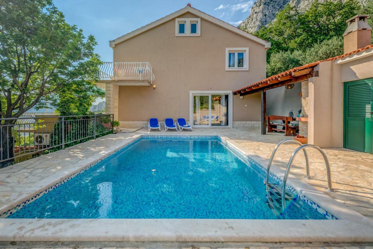Holiday Home Figa Omiš Exteriér fotografie